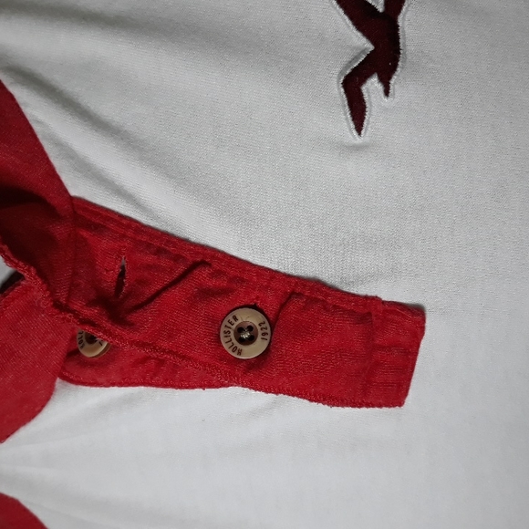Hollister white and red button Henley. Large - Picture 4 of 6